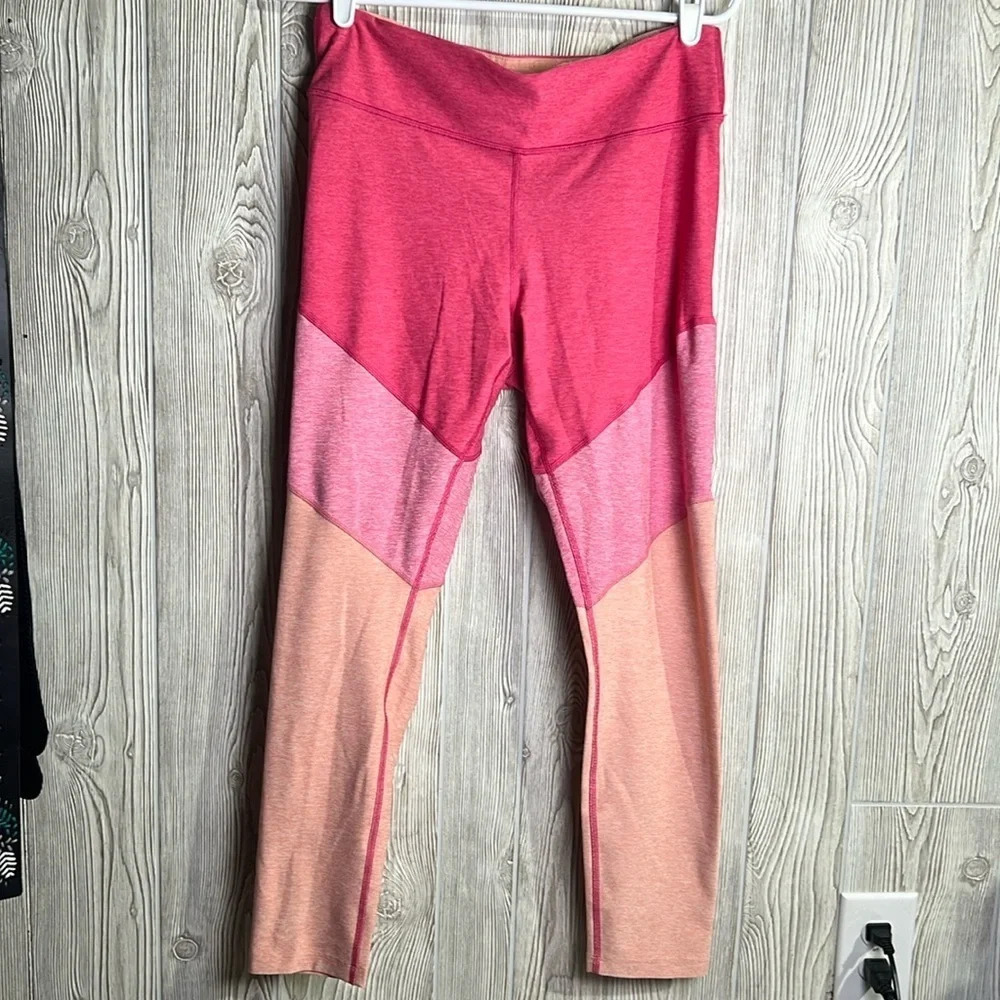 Women’s Outdoor Voices Multi Color Legging Size Large